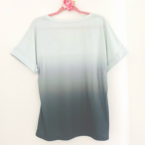 💕Ombre Mint GreenShort Sleeves V-Neck Top SZ L - Picture 2 of 13